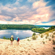Uferkulisse in den Au Sable River Dunes, Michigan
